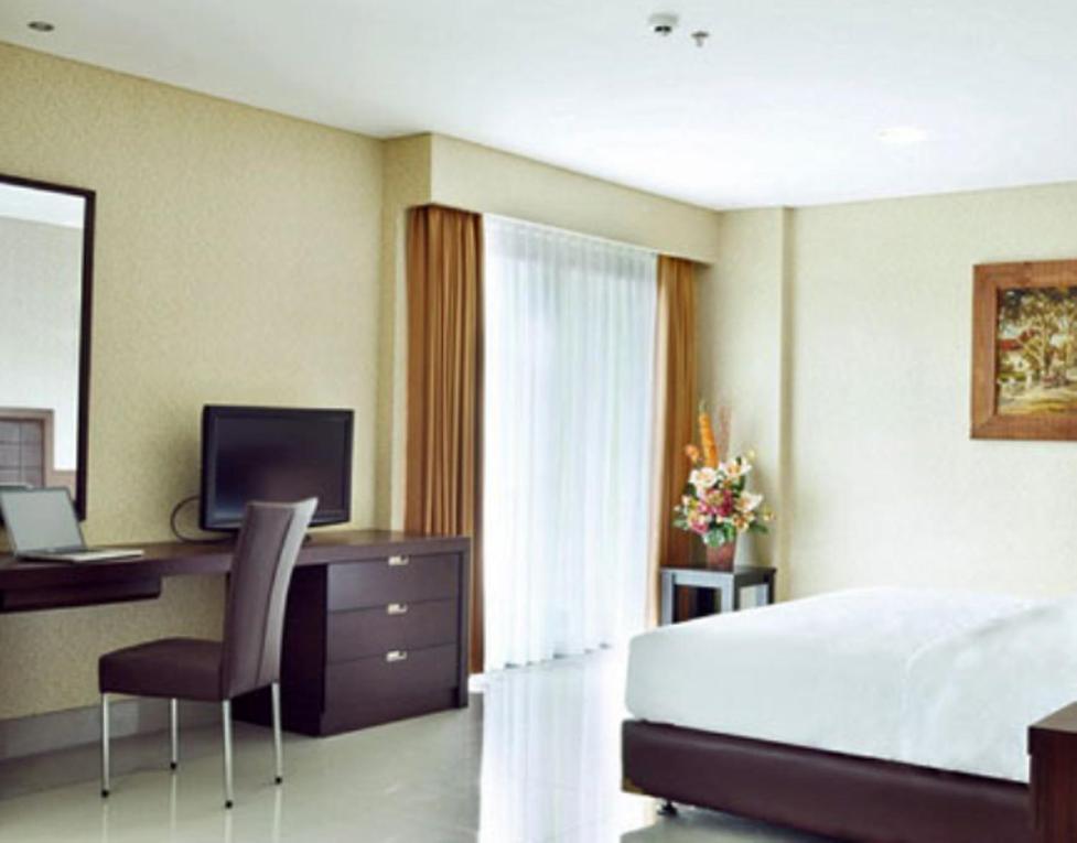 Bamboo Inn Hotel & Cafe Cakarta Dış mekan fotoğraf