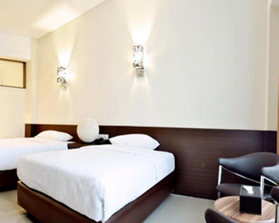 Bamboo Inn Hotel & Cafe Cakarta Dış mekan fotoğraf