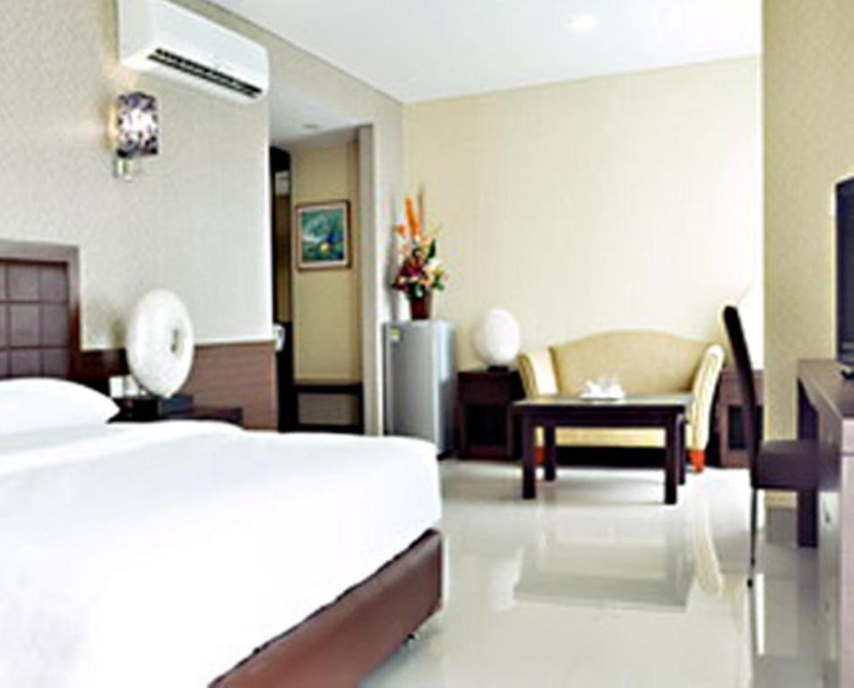 Bamboo Inn Hotel & Cafe Cakarta Oda fotoğraf